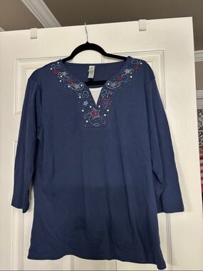Women’s Embellished Navy Long-Sleeve V-Notch Tee